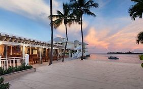 Pier House Resort And Spa